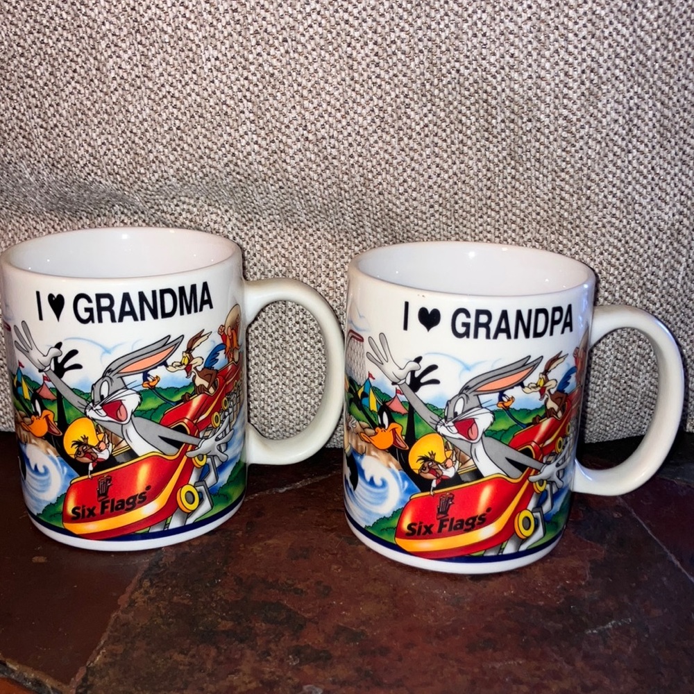 Six Flags Looney Tunes I Love Grandma and Grandpa Mugs
